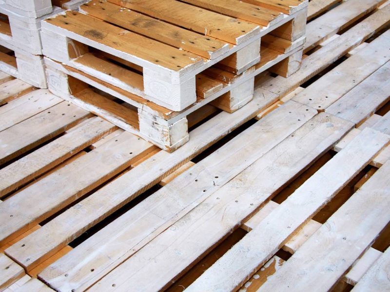 pallets-1523553_1280 (1)